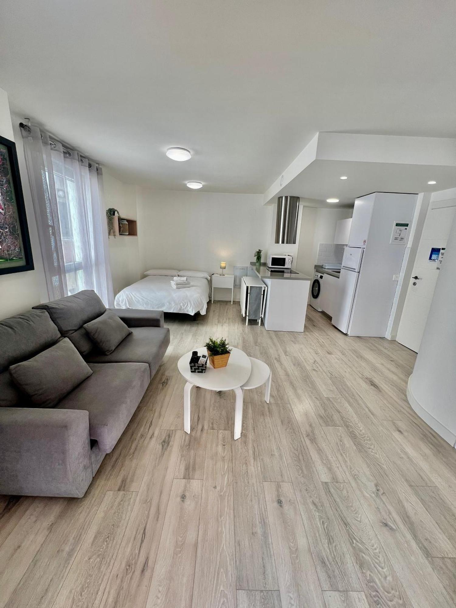 Apartamentos Rincon Del Mar Torre Del Mar Exterior foto